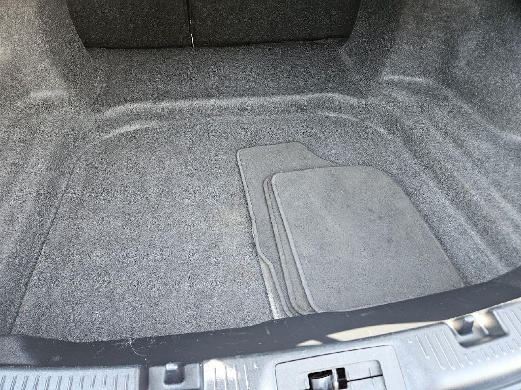 2017 Ford Taurus Image 36