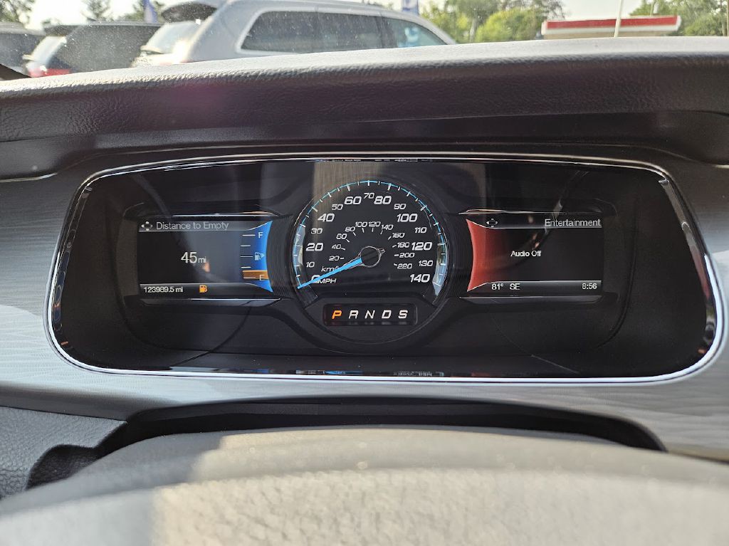 2017 Ford Taurus Image 11