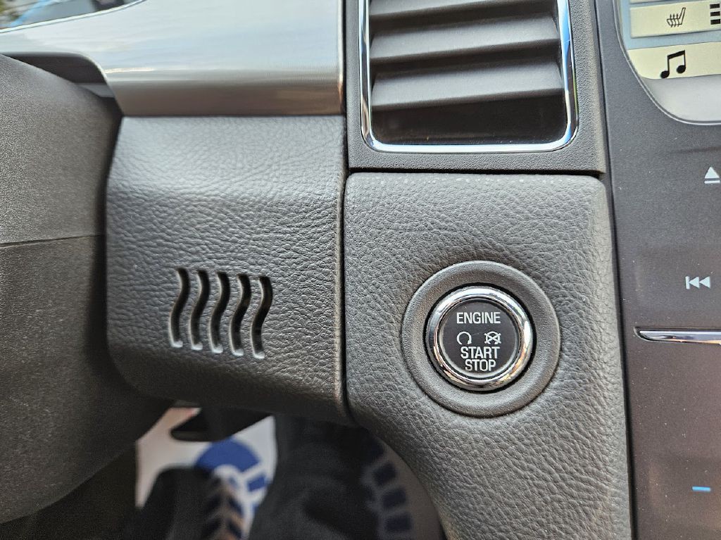 2017 Ford Taurus Image 31