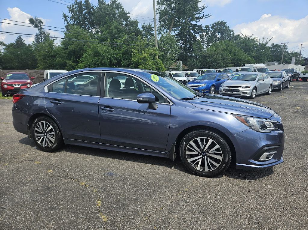 2018 Subaru Legacy Image 5