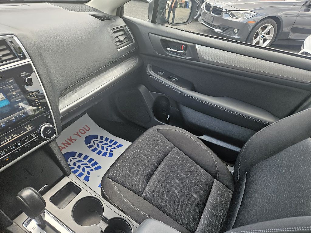 2018 Subaru Legacy Image 24