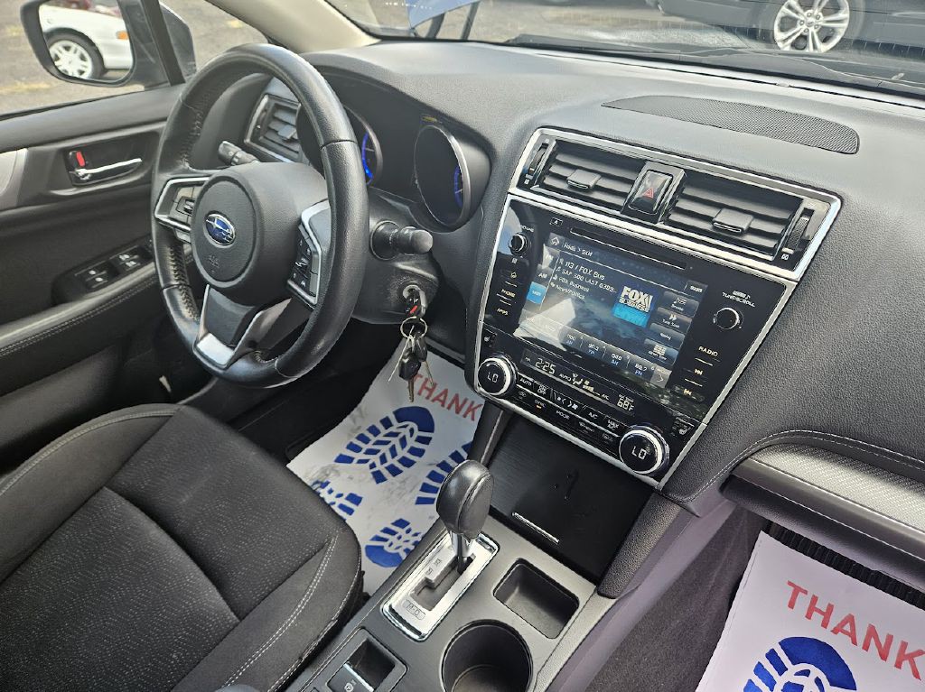 2018 Subaru Legacy Image 34