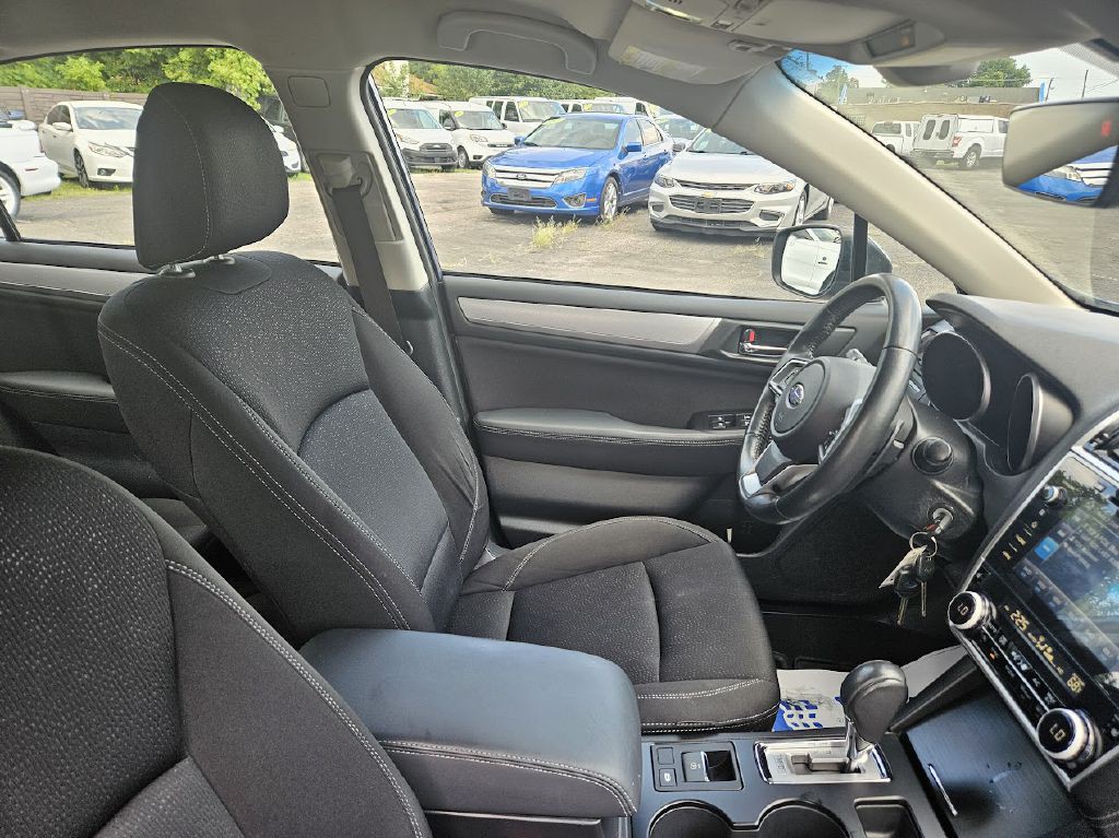 2018 Subaru Legacy Image 35
