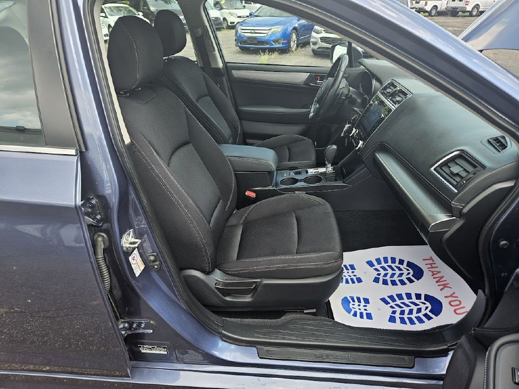 2018 Subaru Legacy Image 36