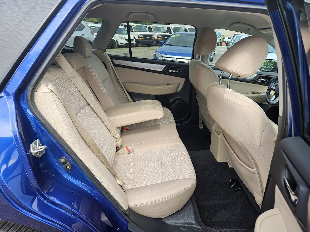 2016 Subaru Outback Image 34