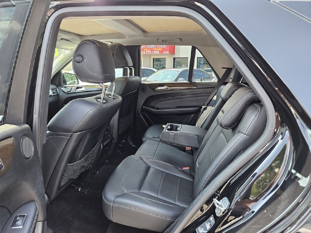2012 Mercedes-Benz M-Class Image 27