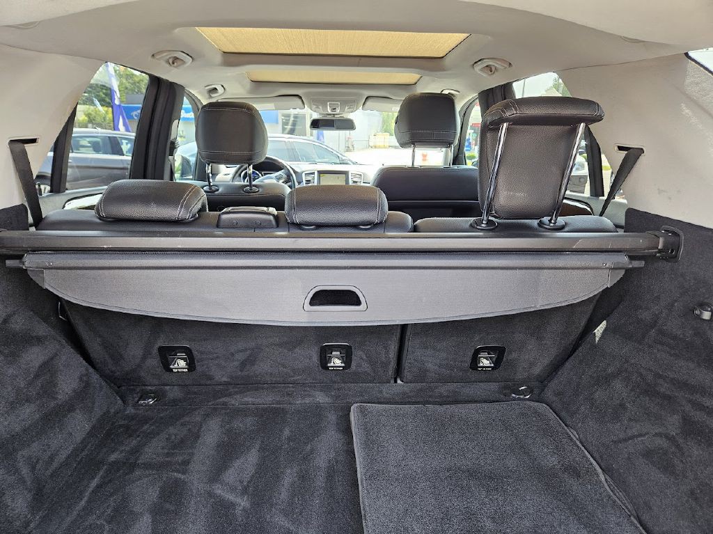 2012 Mercedes-Benz M-Class Image 31