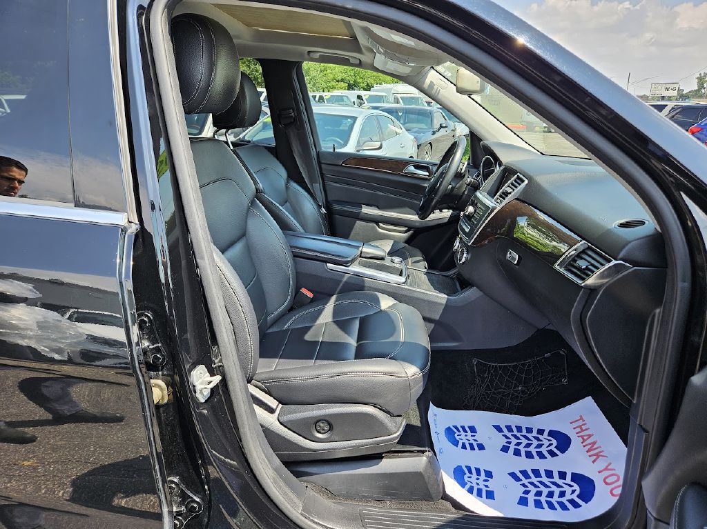 2012 Mercedes-Benz M-Class Image 36