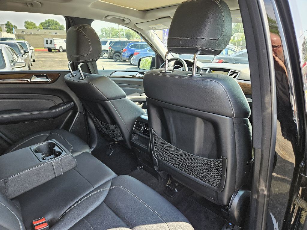 2012 Mercedes-Benz M-Class Image 40