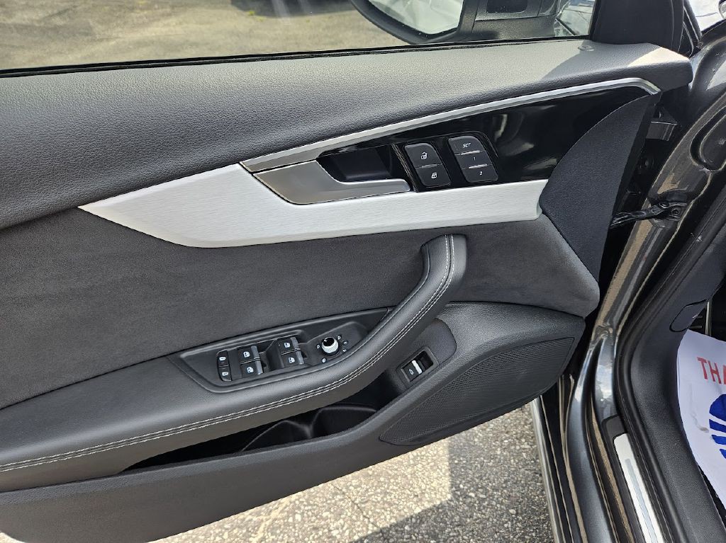 2022 Audi A4 Image 16