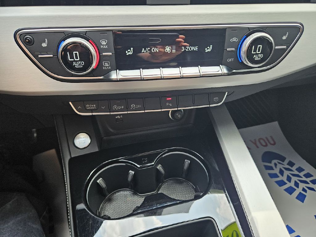 2022 Audi A4 Image 27