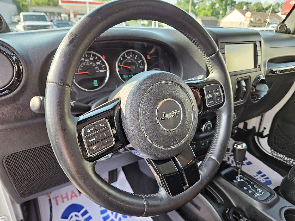 2014 Jeep Wrangler Unlimited Image 15