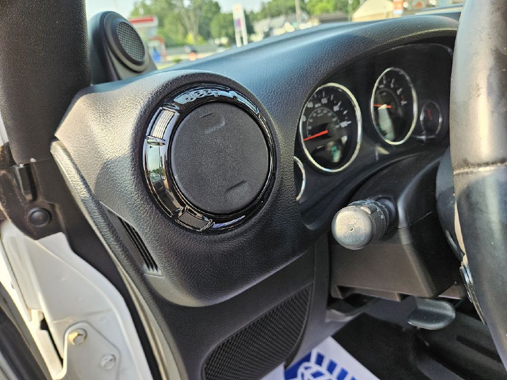 2014 Jeep Wrangler Unlimited Image 16
