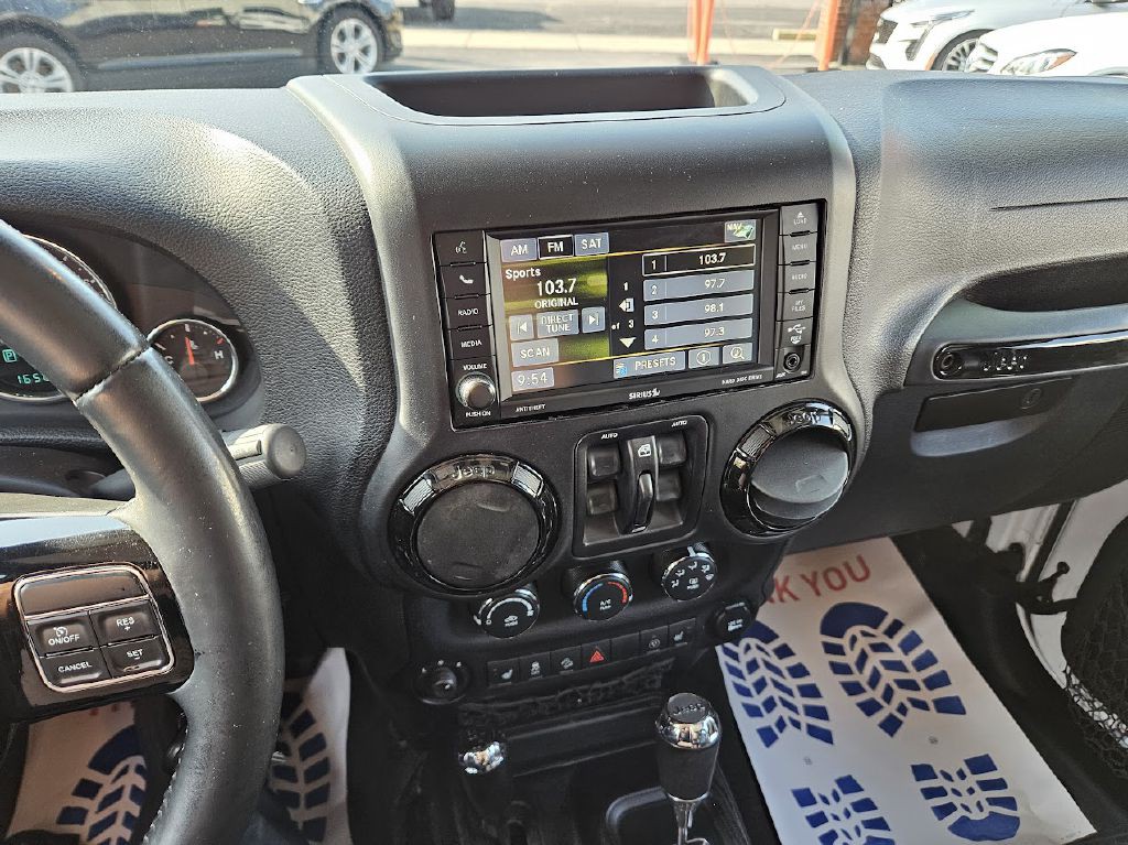 2014 Jeep Wrangler Unlimited Image 22
