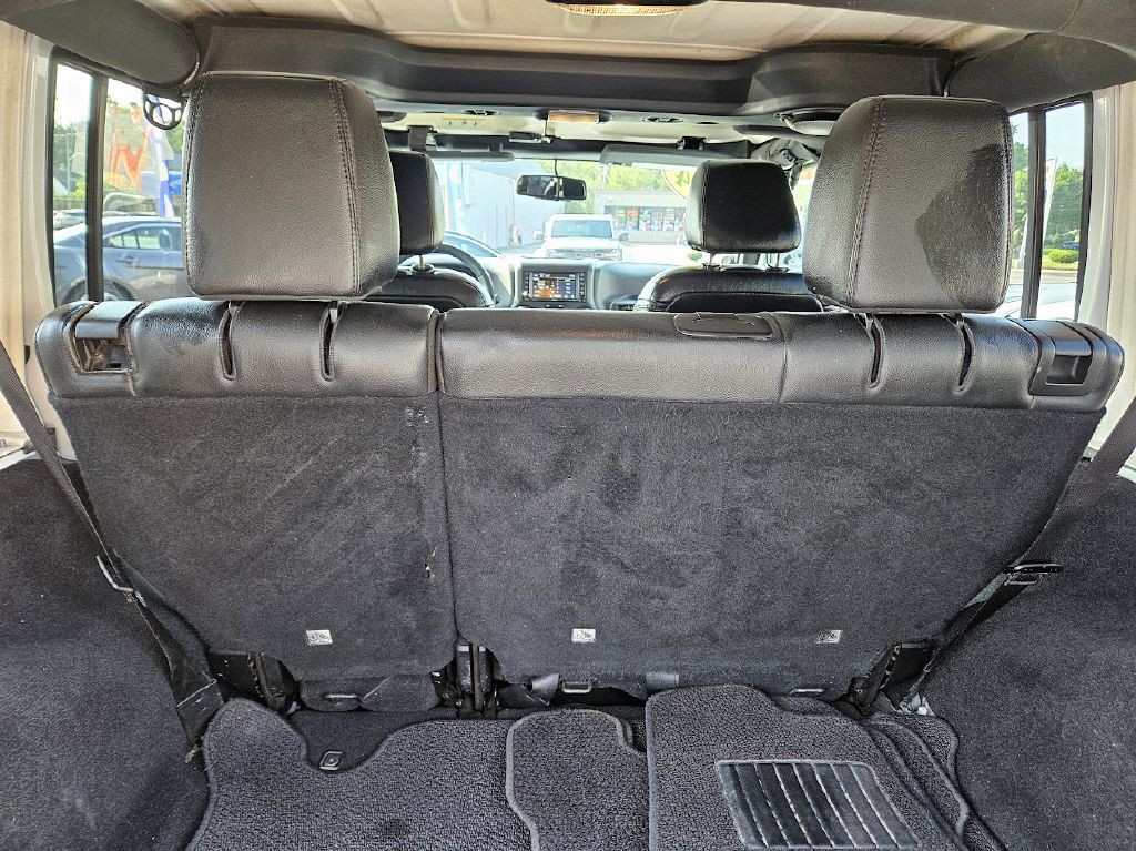 2014 Jeep Wrangler Unlimited Image 34