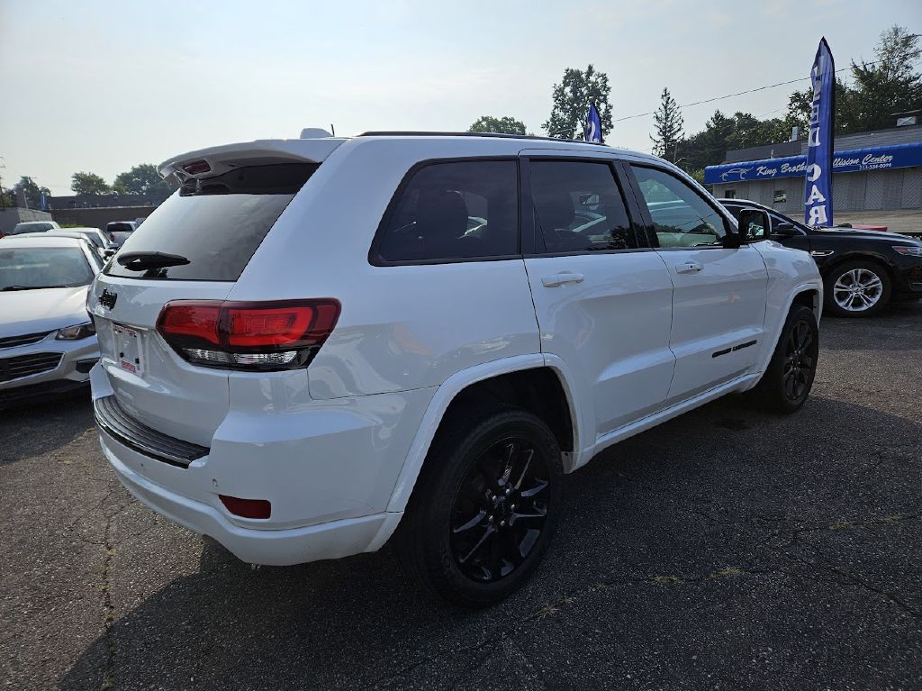 2018 Jeep Grand Cherokee Image 6