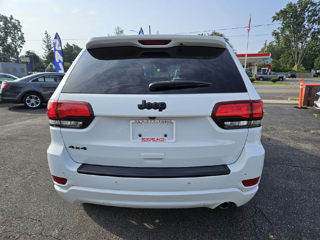 2018 Jeep Grand Cherokee Image 8