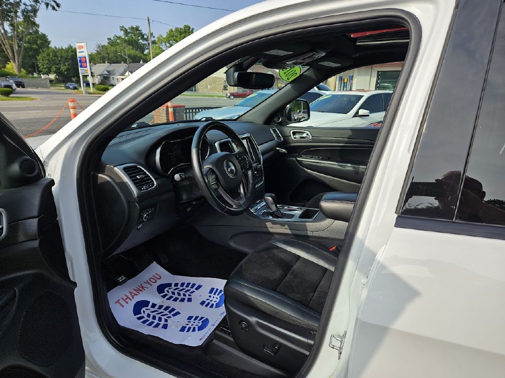 2018 Jeep Grand Cherokee Image 11