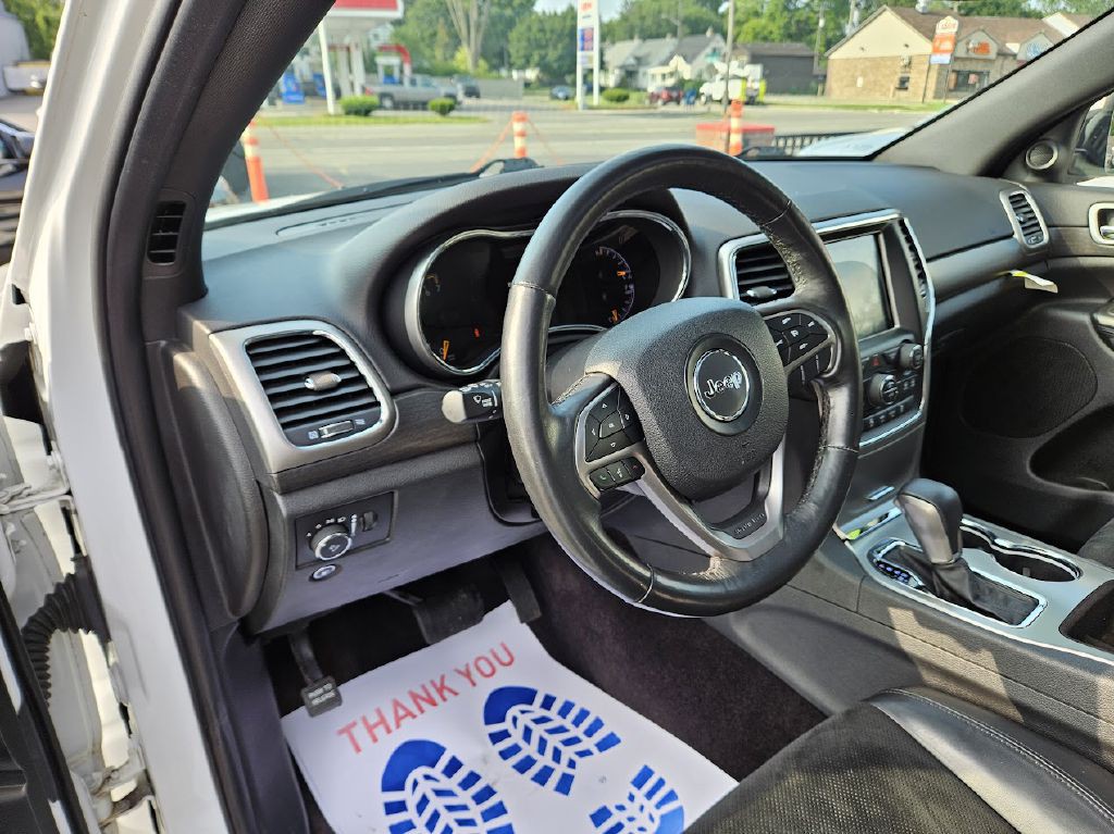 2018 Jeep Grand Cherokee Image 12