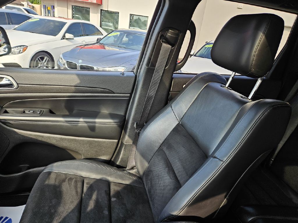 2018 Jeep Grand Cherokee Image 23