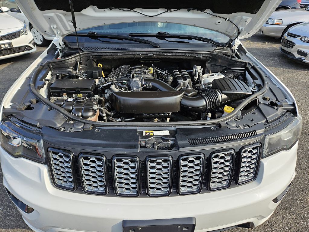 2018 Jeep Grand Cherokee Image 46