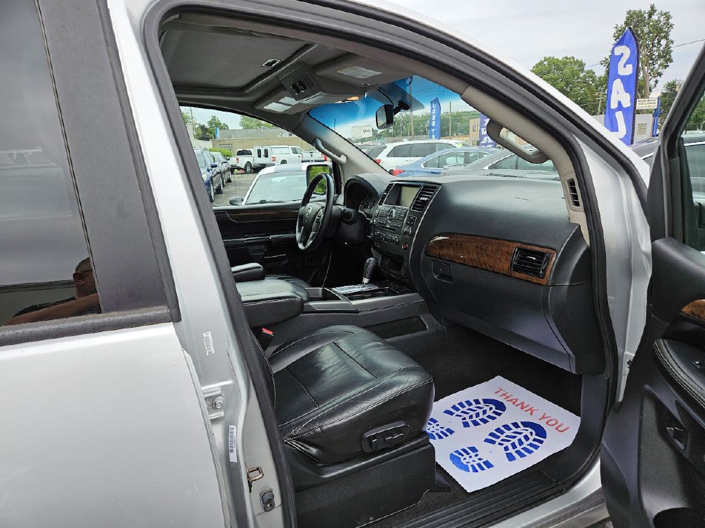 2014 Nissan Armada Image 36
