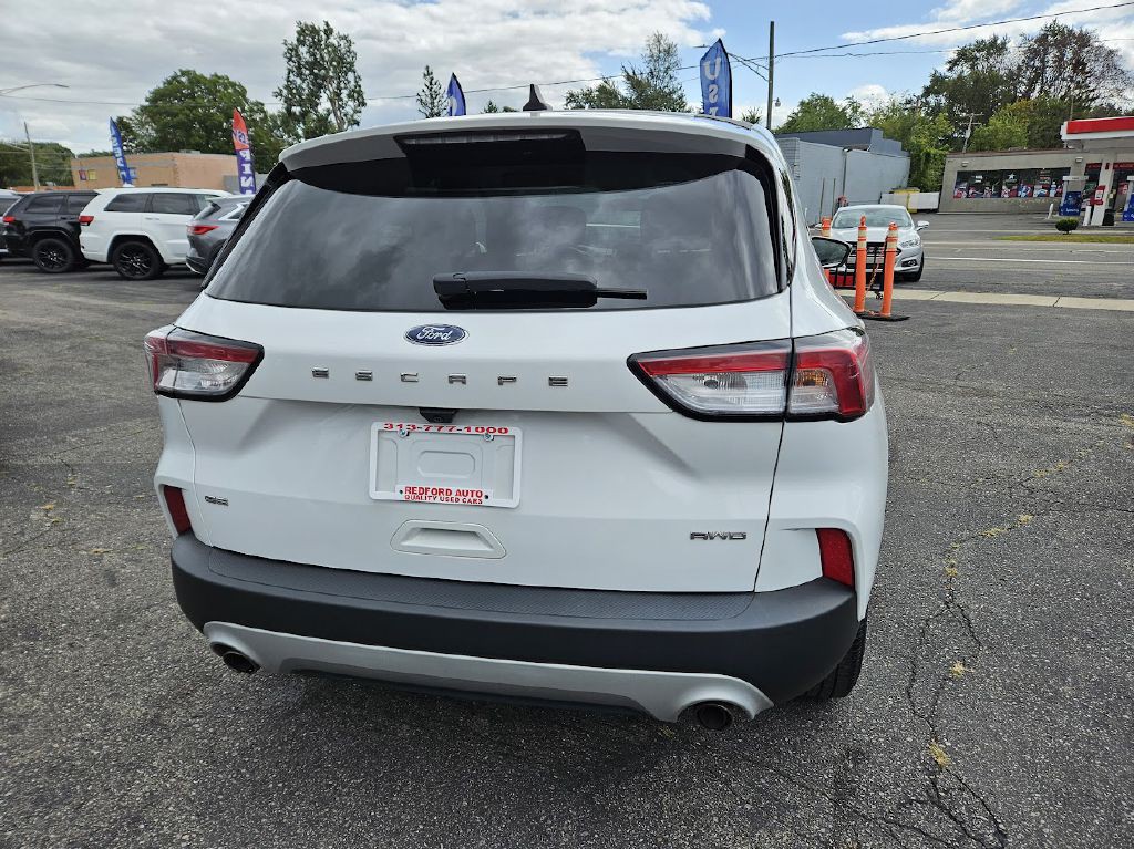 2021 Ford Escape Image 8