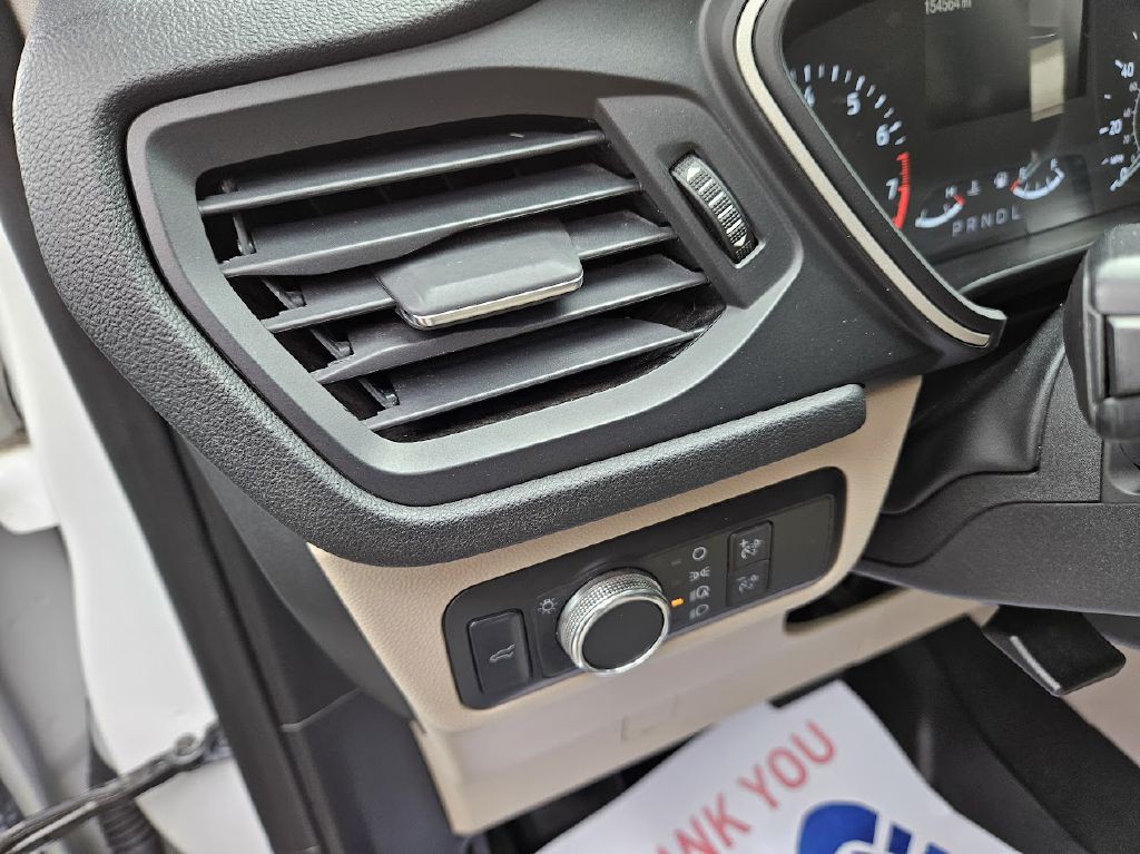 2021 Ford Escape Image 14