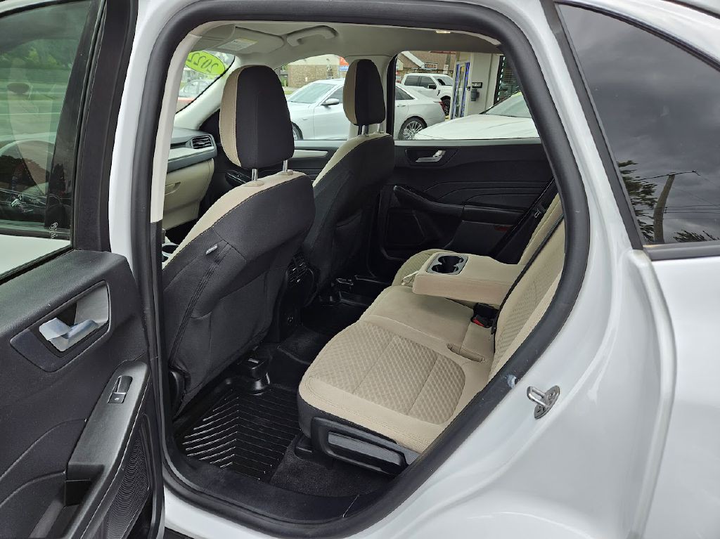 2021 Ford Escape Image 35