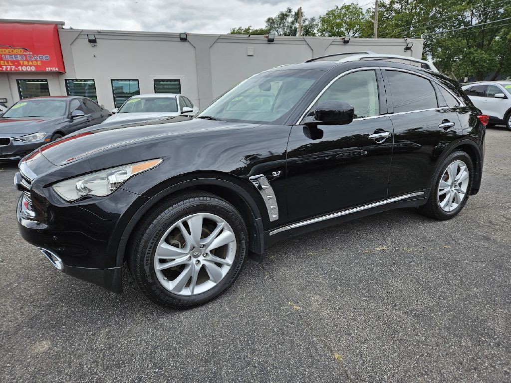 2014 INFINITI QX70 Image 1