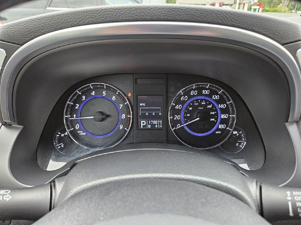 2014 INFINITI QX70 Image 22