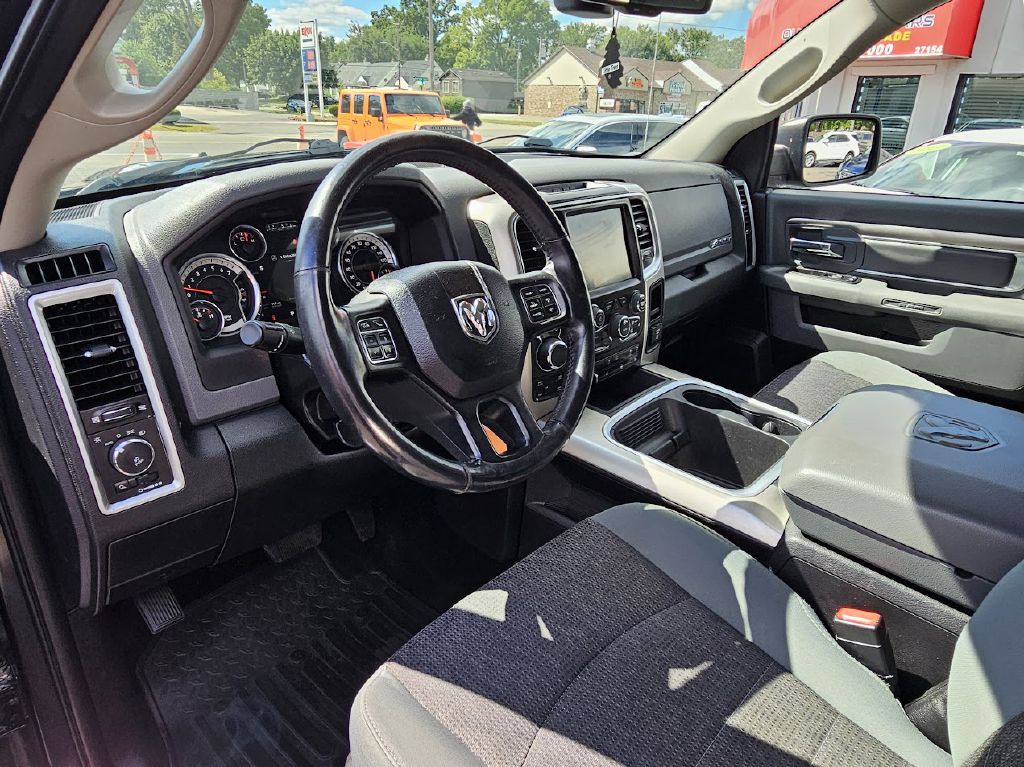 2016 RAM 1500 Image 13