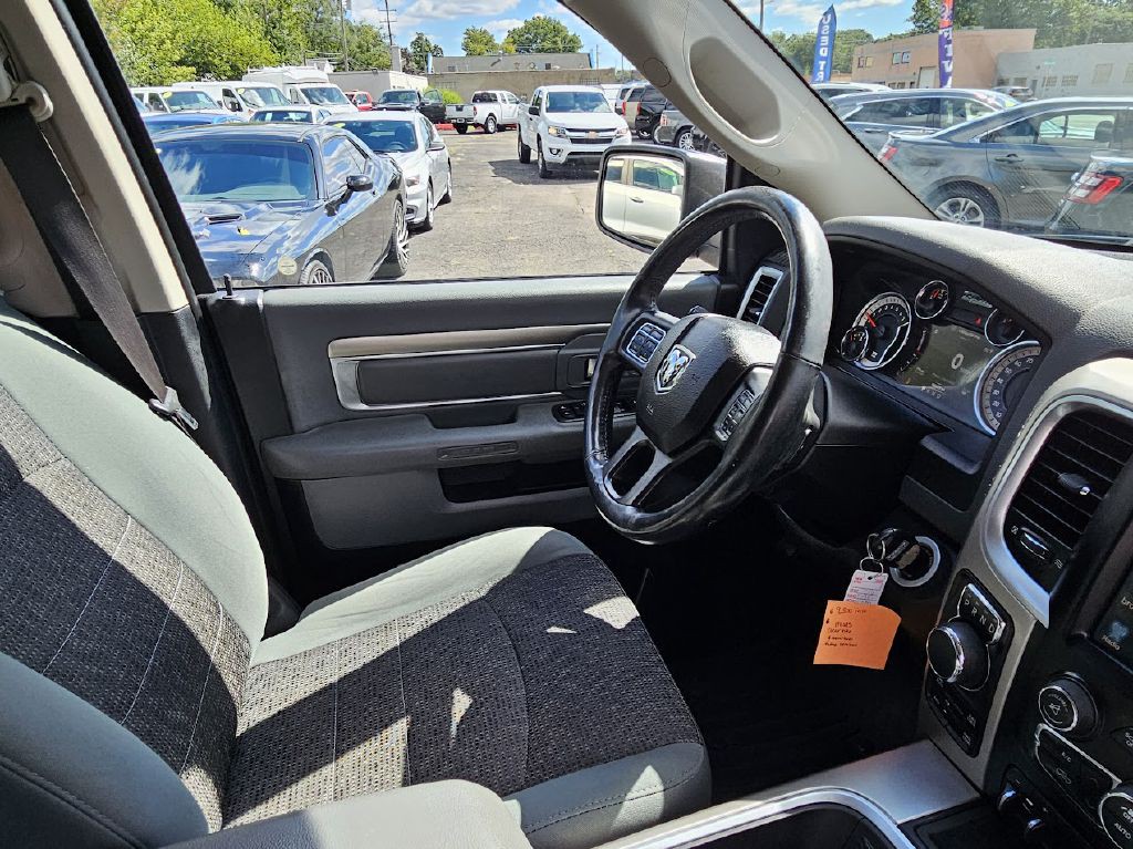 2016 RAM 1500 Image 37