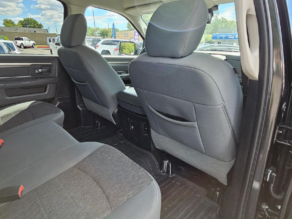 2016 RAM 1500 Image 42