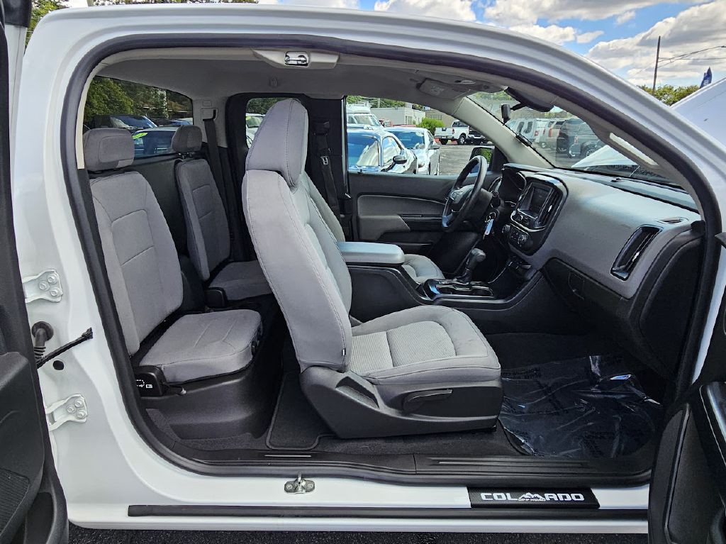 2020 Chevrolet Colorado Image 17