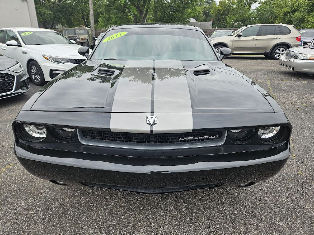 2010 Dodge Challenger Image 3