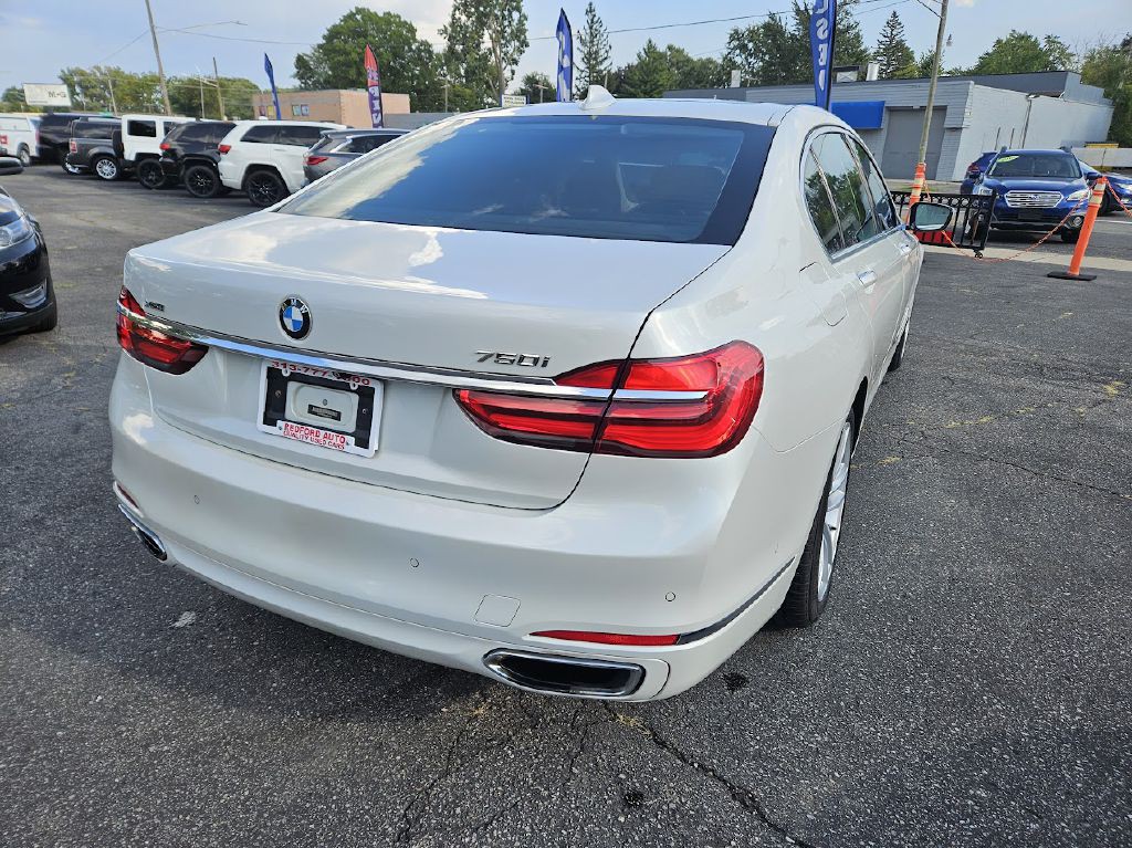 2017 BMW 7 Series Image 8