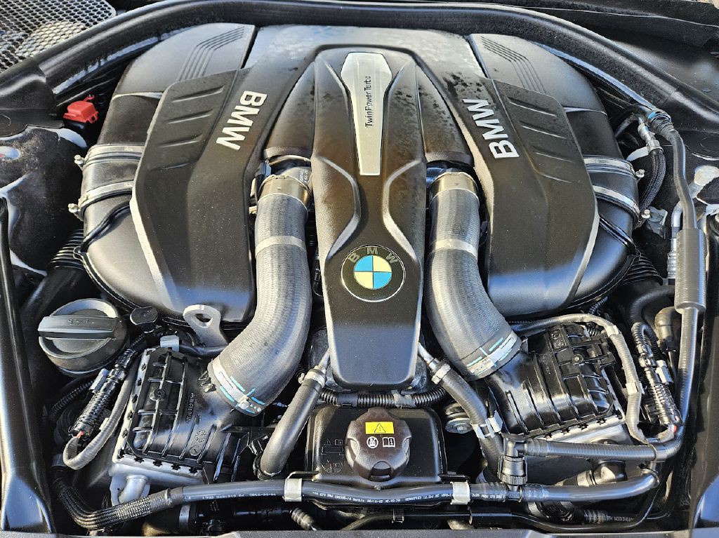 2017 BMW 7 Series Image 62