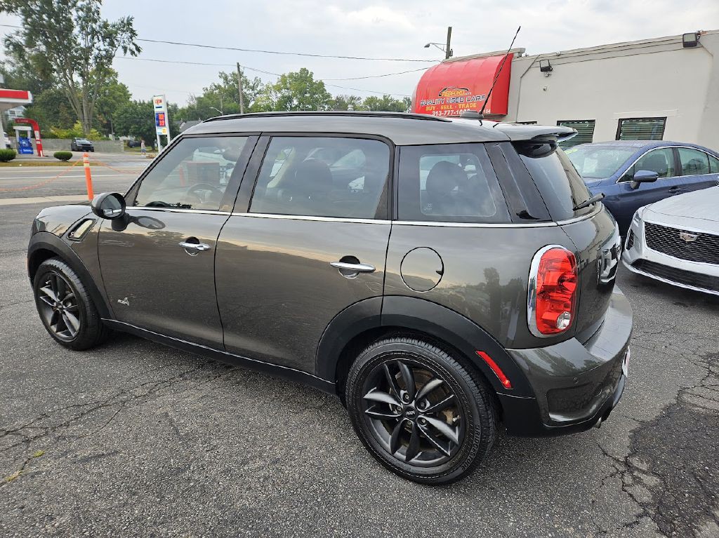 2012 MINI Cooper Image 10