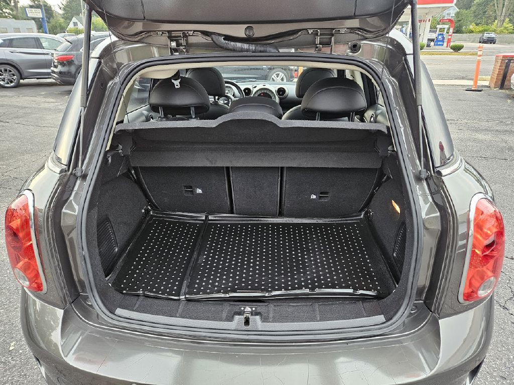 2012 MINI Cooper Image 36