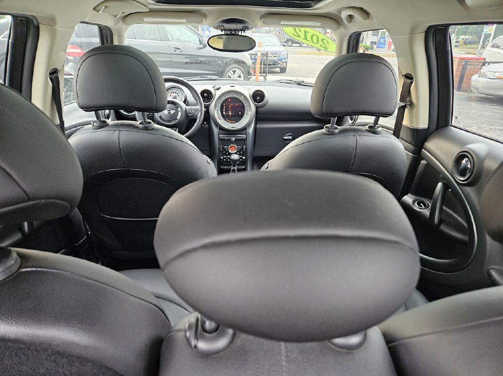 2012 MINI Cooper Image 37