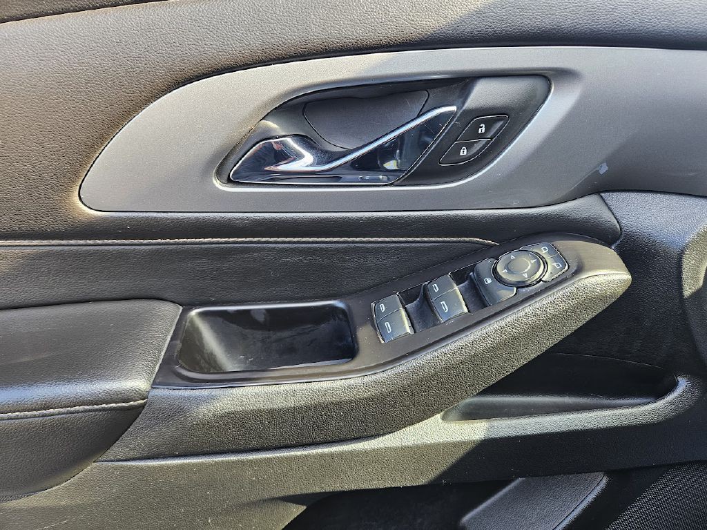2018 Chevrolet Traverse Image 17