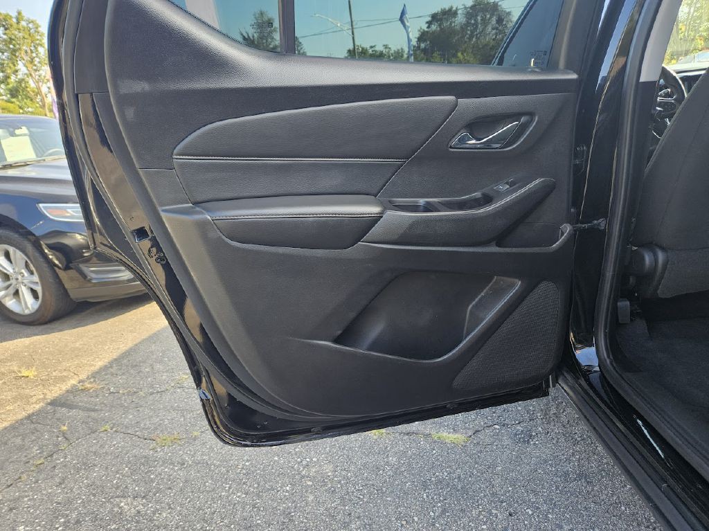 2018 Chevrolet Traverse Image 32
