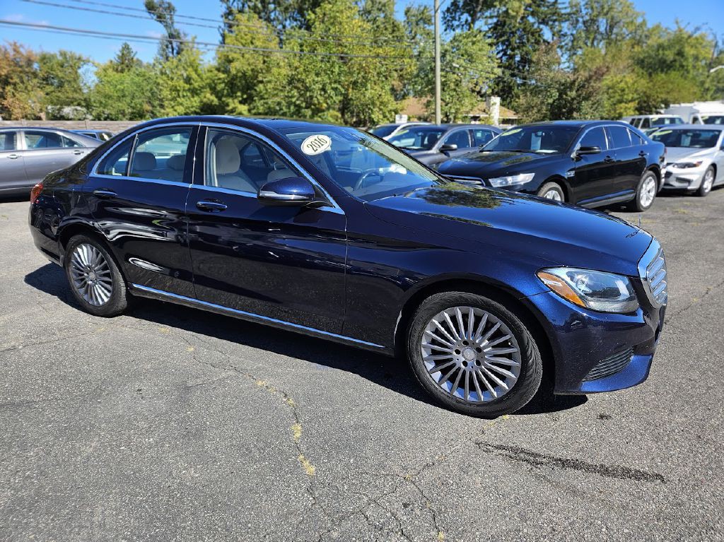 2016 Mercedes-Benz C-Class Image 5