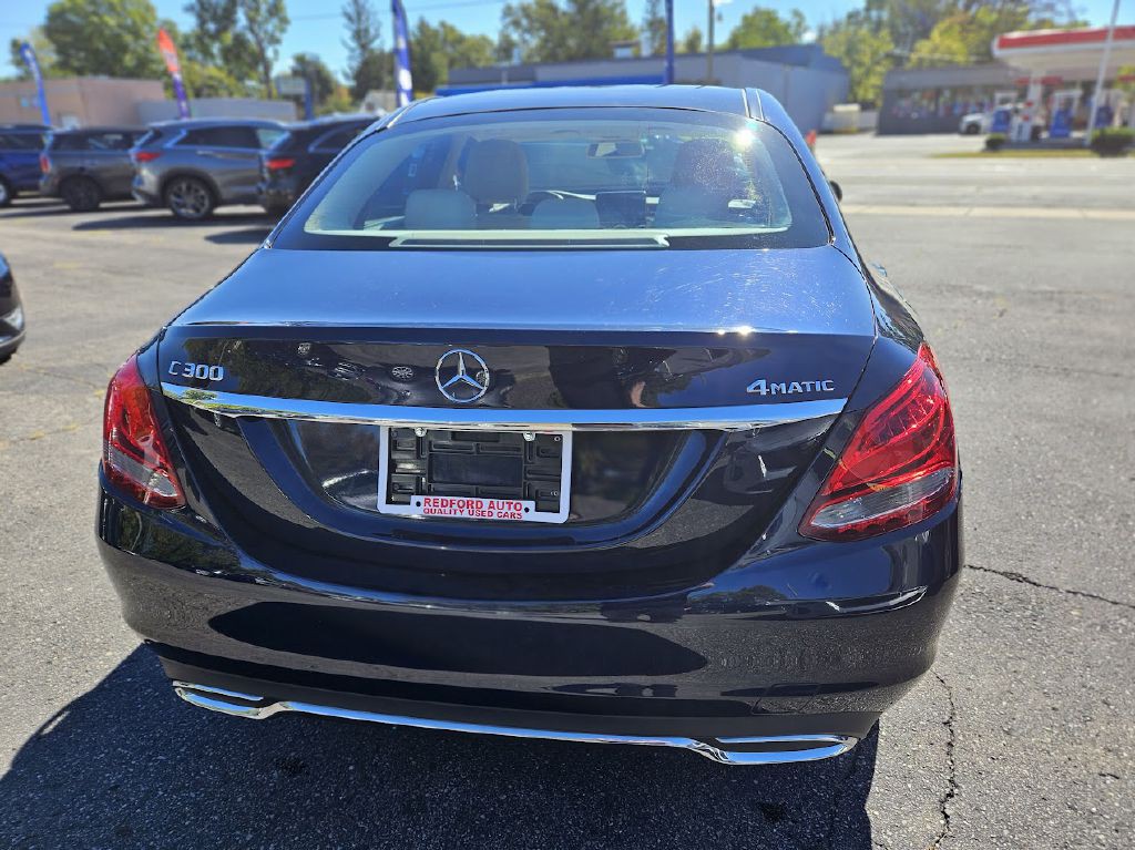2016 Mercedes-Benz C-Class Image 8