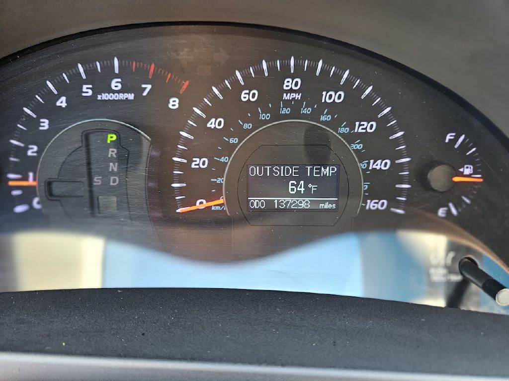 2011 Toyota Camry Image 24