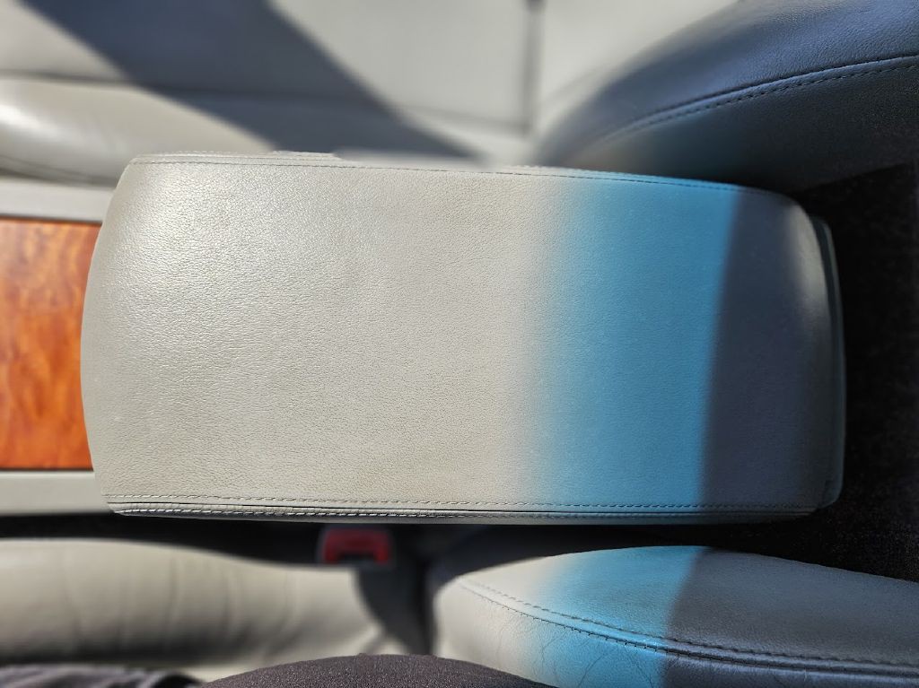 2011 Toyota Camry Image 32