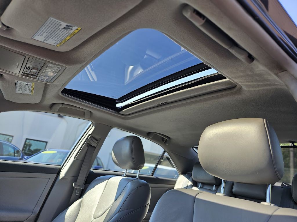 2011 Toyota Camry Image 33