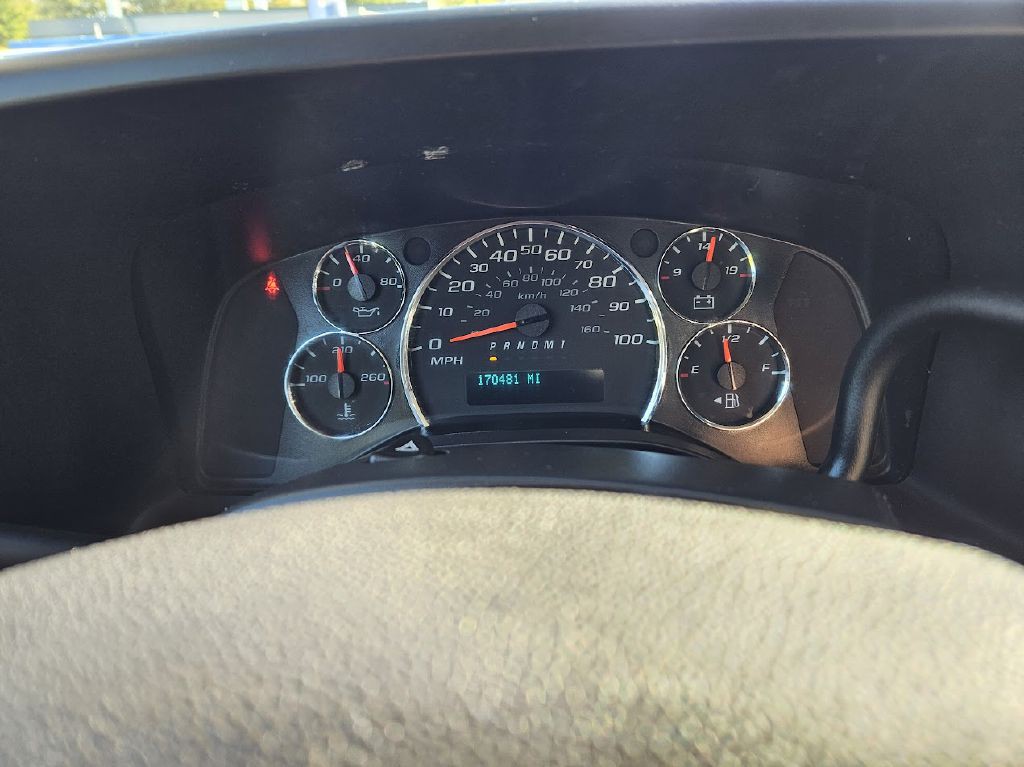 2019 Chevrolet Express Image 21