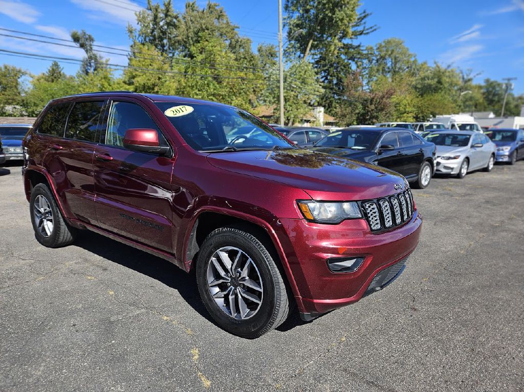 2017 Jeep Grand Cherokee Image 4